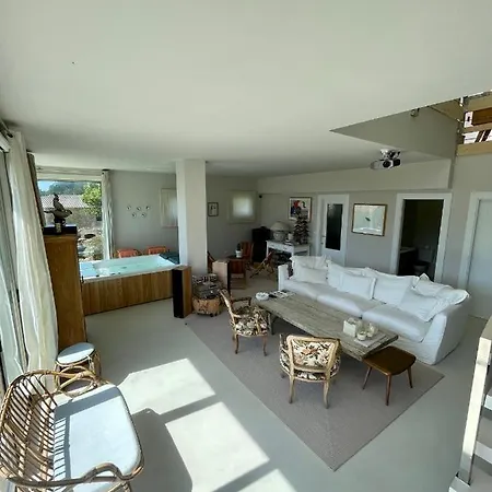 Casa Do Cruceiro Surfing Costa Da Morte 別荘