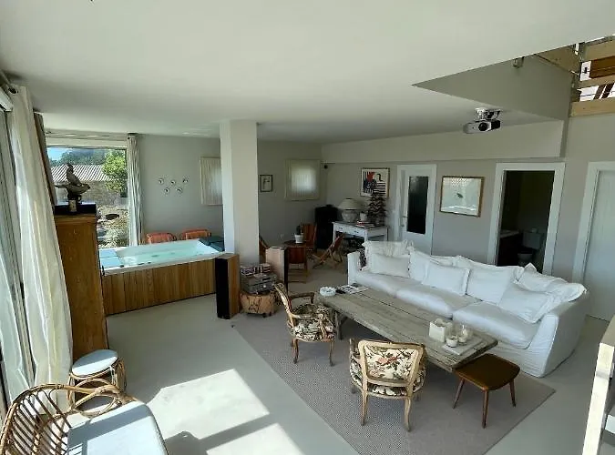 Casa Do Cruceiro Surfing Costa Da Morte Nyaraló